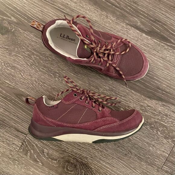 LL Bean Women's Snow Sneakers 4, Low Lace-Up - Picture 1 of 8